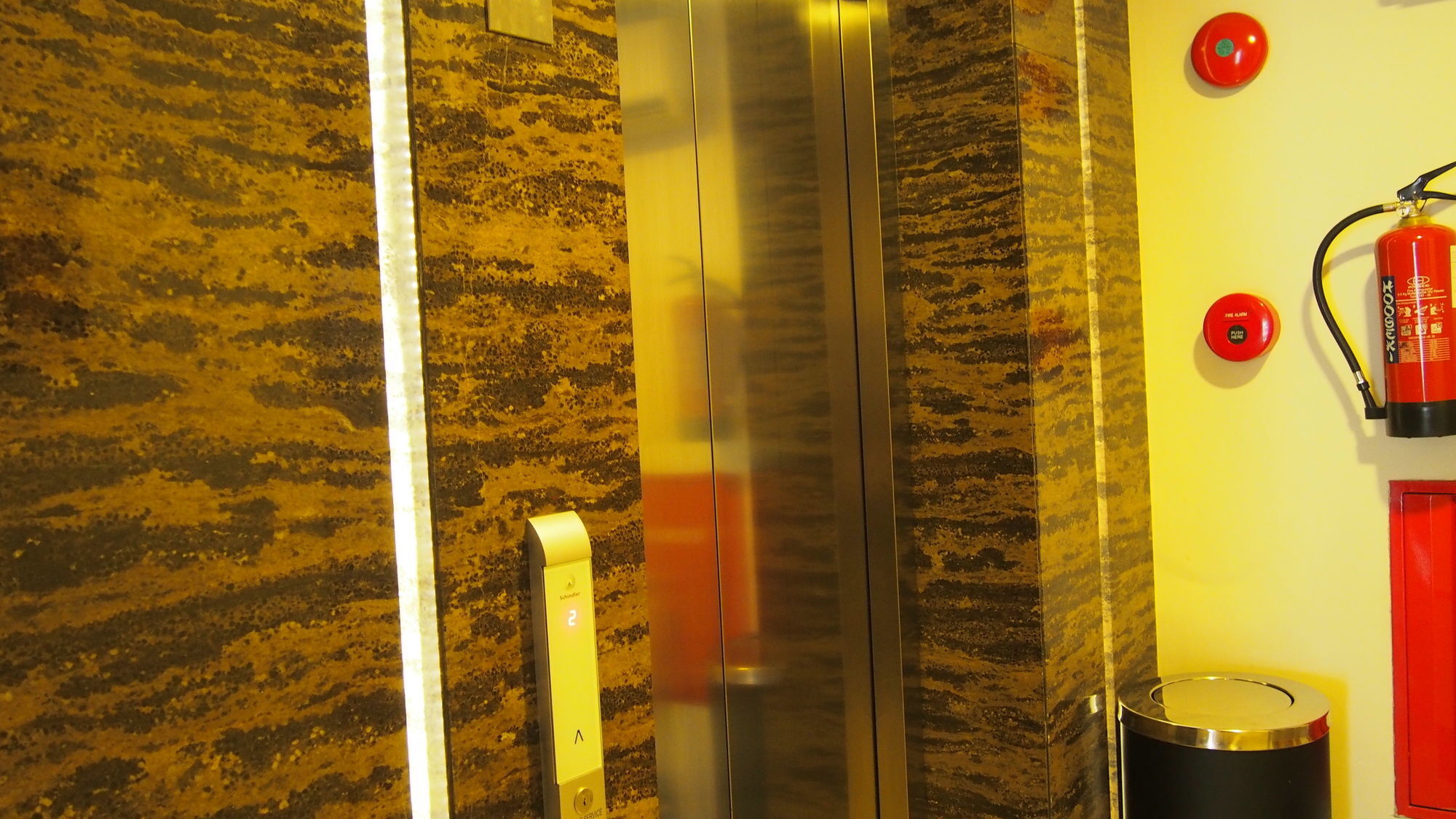 G7 Hotel Giacarta Esterno foto
